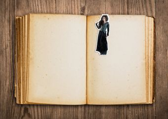 Фигурная магнитная закладка. Беллатриса Лестрейндж Фигурная магнитная закладка. Беллатриса Лестрейндж